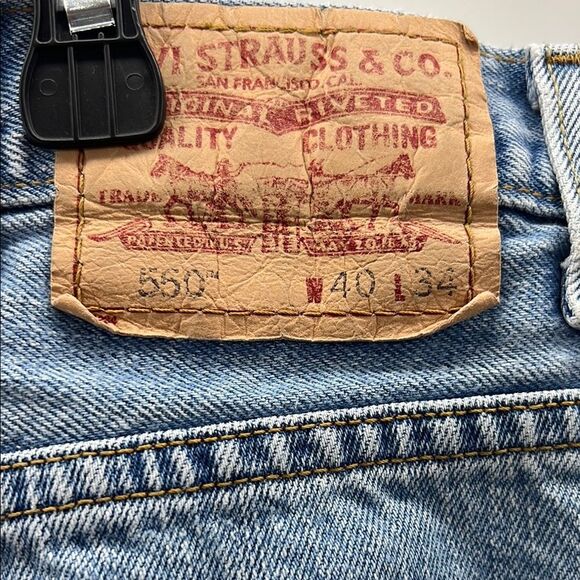 Levi's Blue Relaxed Fit Jeans Classic Denim Style - Picture 4 of 7